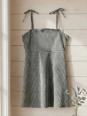 Divided Black and White Gingham Skort
